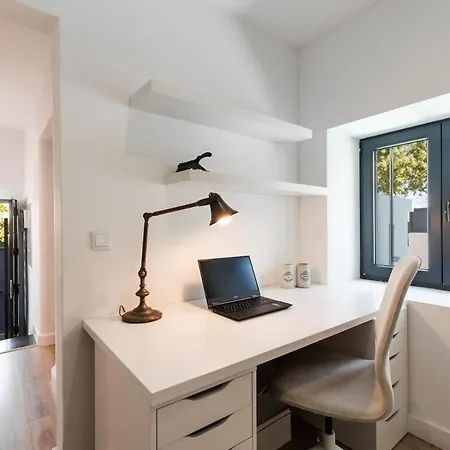 Heated Pool & Sauna Bliss - Luxury 4br Lisboa