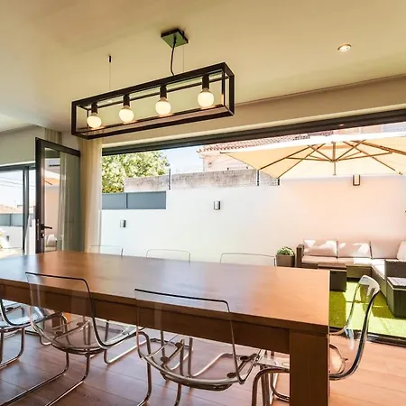 Villa Heated Pool & Sauna Bliss - Luxury 4br