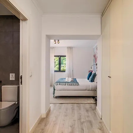 Heated Pool & Sauna Bliss - Luxury 4br Villa Lisboa
