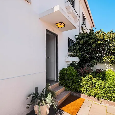 Heated Pool & Sauna Bliss - Luxury 4br Lisboa