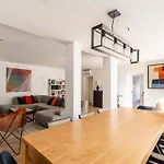 Heated Pool & Sauna Bliss - Luxury 4br Βίλα *