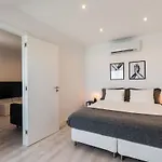 Villa Heated Pool & Sauna Bliss - Luxury 4br