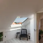 Heated Pool & Sauna Bliss - Luxury 4br *