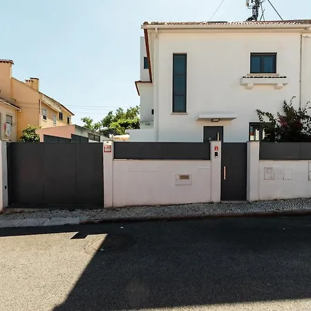 Luxury Heated Pool & Sauna - No Parties Allowed * Lisboa