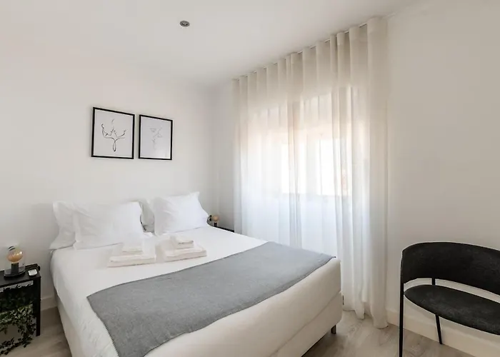 Heated Pool & Sauna Bliss - Luxury 4br Вилла *