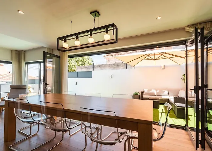 Villa Heated Pool & Sauna Bliss - Luxury 4br